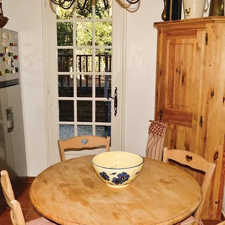 アパート Four-bedroom In
